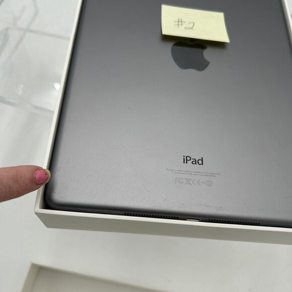 Apple iPad Air 1st Gen A1474 16GB 9.7" Wi-Fi Space Gray- EUC In Box No Cord (#2) - Picture 6 of 12